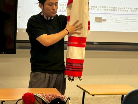 LINE_ALBUM_0527化妝技巧_260602_35.jpg